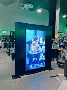 palestra ravenna gym h24 - monitor da interno - marketing display - verona